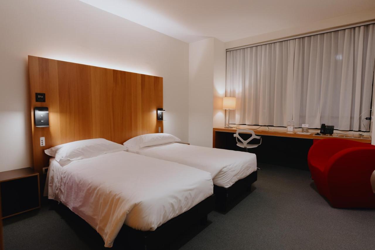 New Ipoint Hotel San Giovanni in Persiceto Bagian luar foto