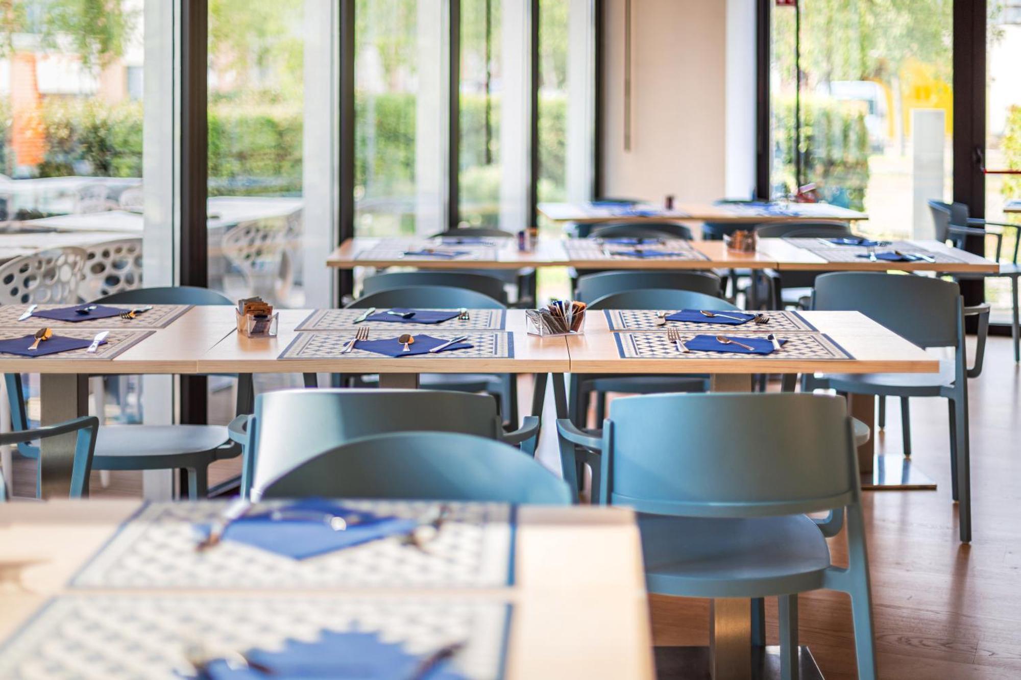 New Ipoint Hotel San Giovanni in Persiceto Bagian luar foto